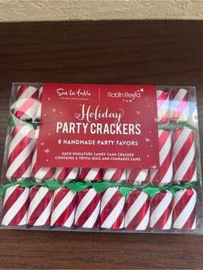 Sur La Table Holiday Party Crackers - Red, White, Green